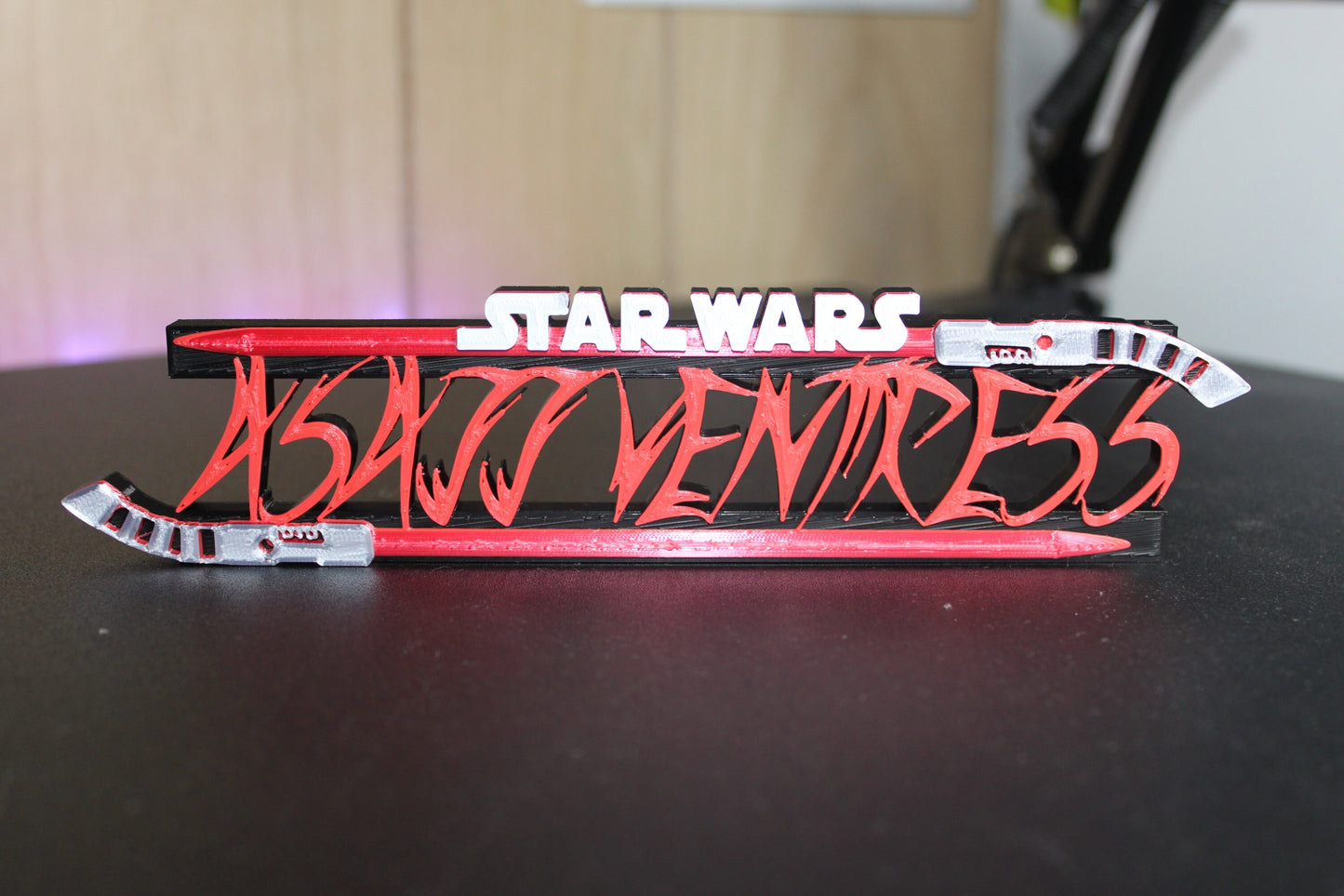 Asajj Ventress w/Lightsabers 3D printed Logo Art