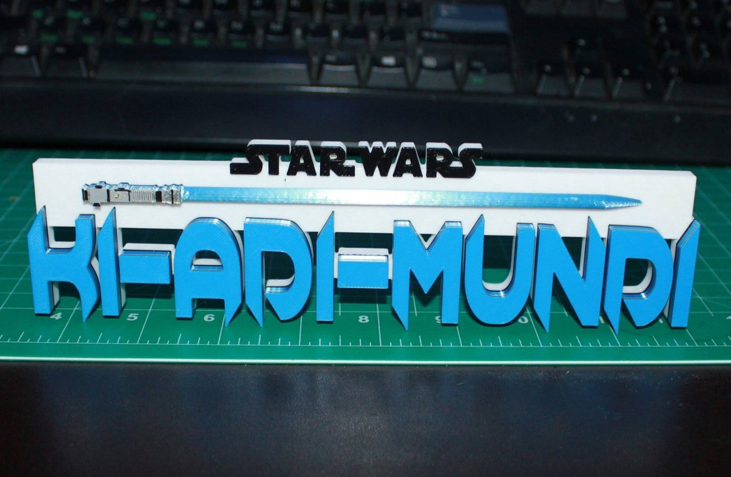 Ki-Adi-Mundi w/lightsaber 3D printed Logo Art